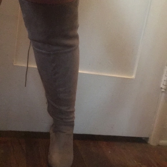 Knee high boots - Picture 5 of 7